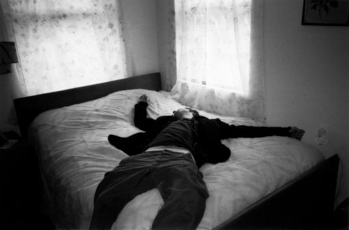 Que yo siguiera dormido...